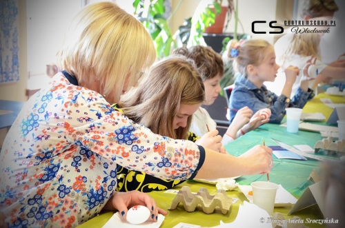 Together with &quot;Kujawy&quot; we were painting eggs! Another meeting from the workshop series &quot;From the painted chest&quot; behind us ...