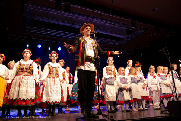 Kujawiak pod choinkę- Koncert świąteczno- noworoczny