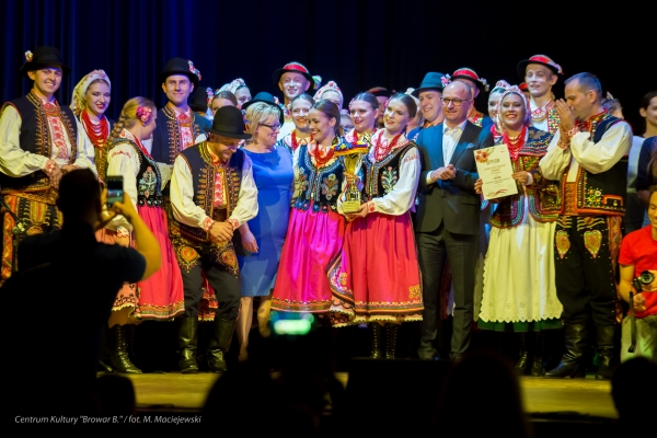 LAUREACI VIII Ogólnopolskiego Festiwalu Zespołów Folklorystycznych &quot;O kujawski wianek&quot; Włocławek 2018